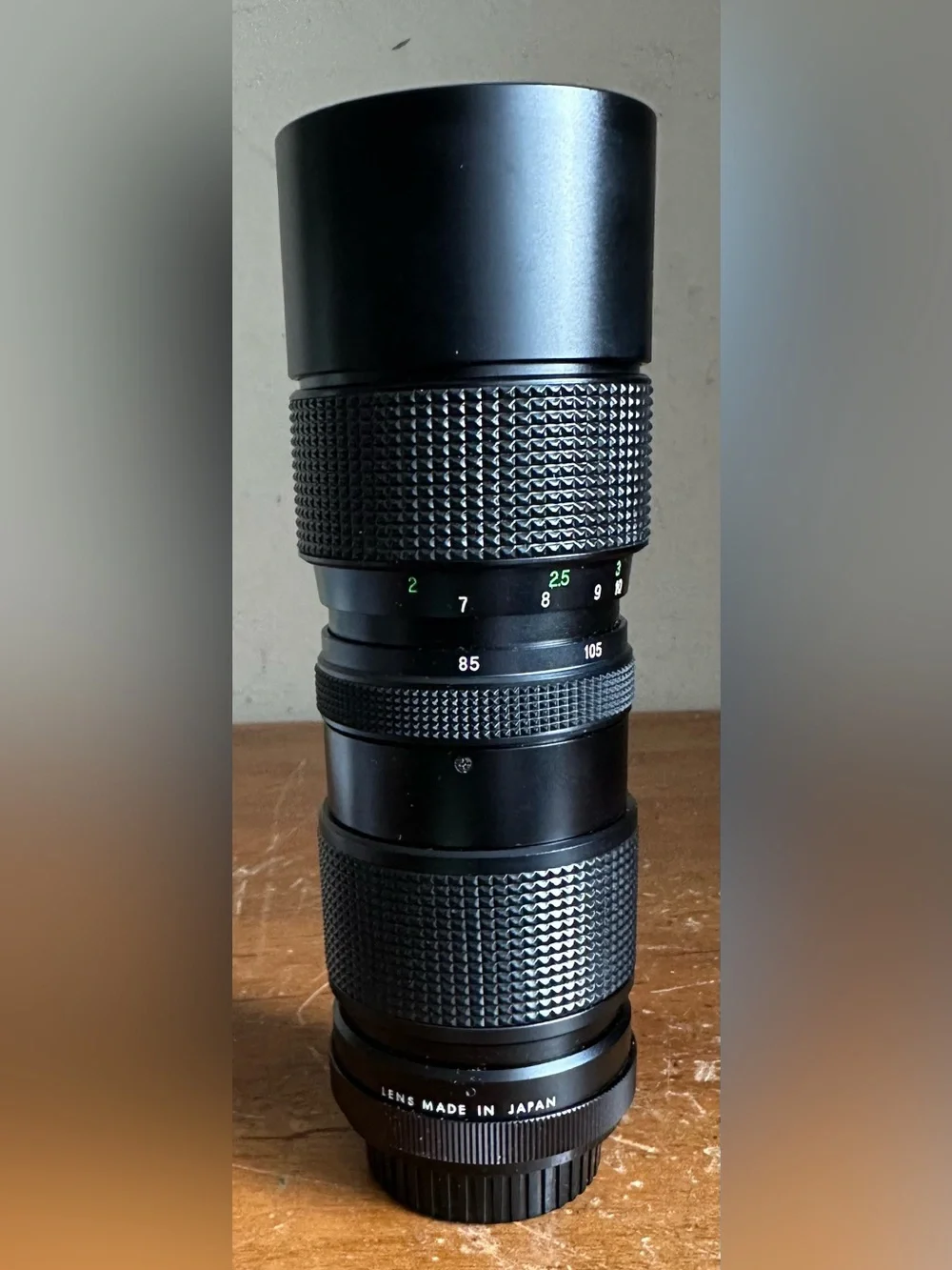 Vivitar 85-205mm f3.8  Auto Zoom Camera Lens 58mm w/Case & Cap Japan